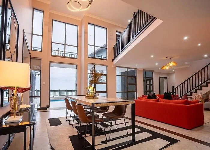 Entire Home In Sheffield Beach